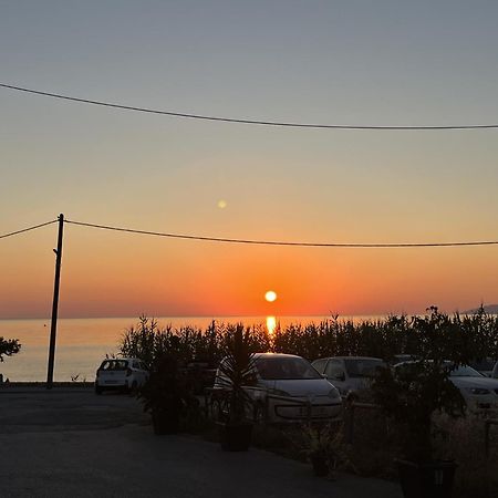 Idolio Suite Hersonissos  Exterior photo